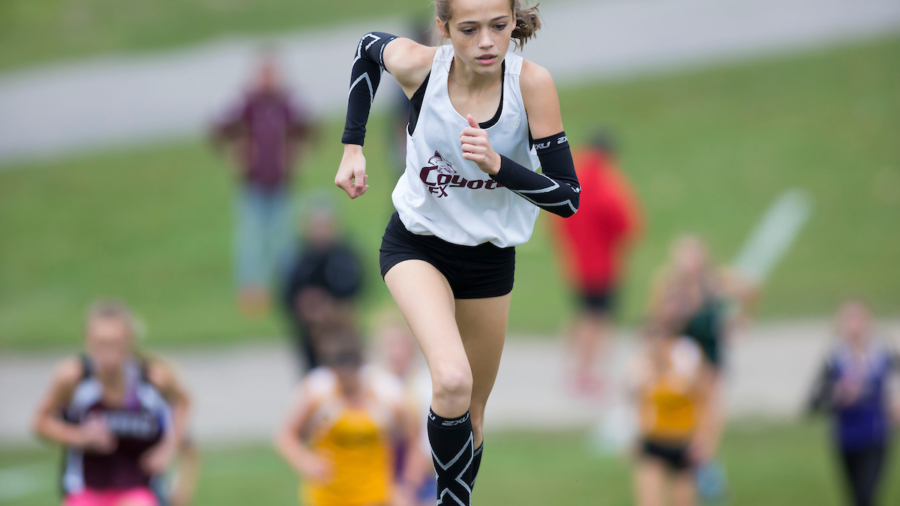 (Ottawa, Canada---13 October 2017) Skye Pellerin of St Francis Xavier high school running to victory in the girls Junior Varsity High School Capital Challenge Cross Country Race in Ottawa, Canada. (Photo by Sean Burges / Mundo Sport Images)