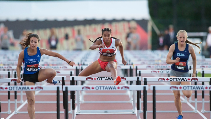 (Ottawa, Canada---08 July 2017) Katarina Vlahovic, Keira Christie-Galloway competing in the U20 100m hurdle final at the 2017 Canadian Track and Field Championships. (Photo by Sean W Burges / Mundo Sport Images).