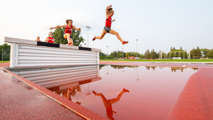 OTTAWA - August 4, 2021: Louise Stonham competing in the 2000m steeplechase at Ottawa Summer Twilight #14 at the Terry Fox Athletic Facility.
Photograph Copyright 2001 Miles Rowat / Mundo Sport Images