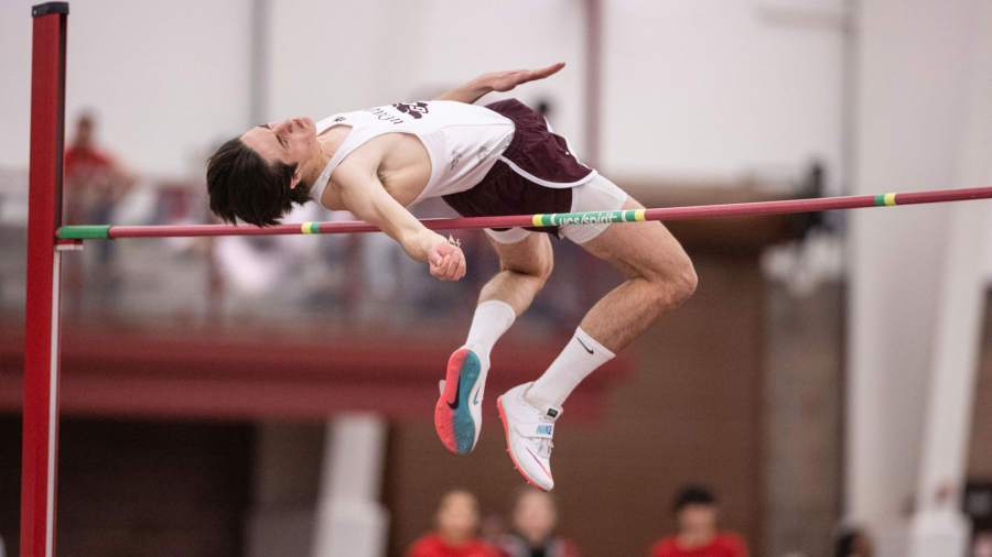 (Canton, United States---03 December 2022) Thomas Senechal-Becker competing in the 2022 St Lawrence University Saints Holiday Relays. Photograph Copyright 2022 Miles Ryan / Mundo Sport Images.
If posting to social media please tag @mundosportimages